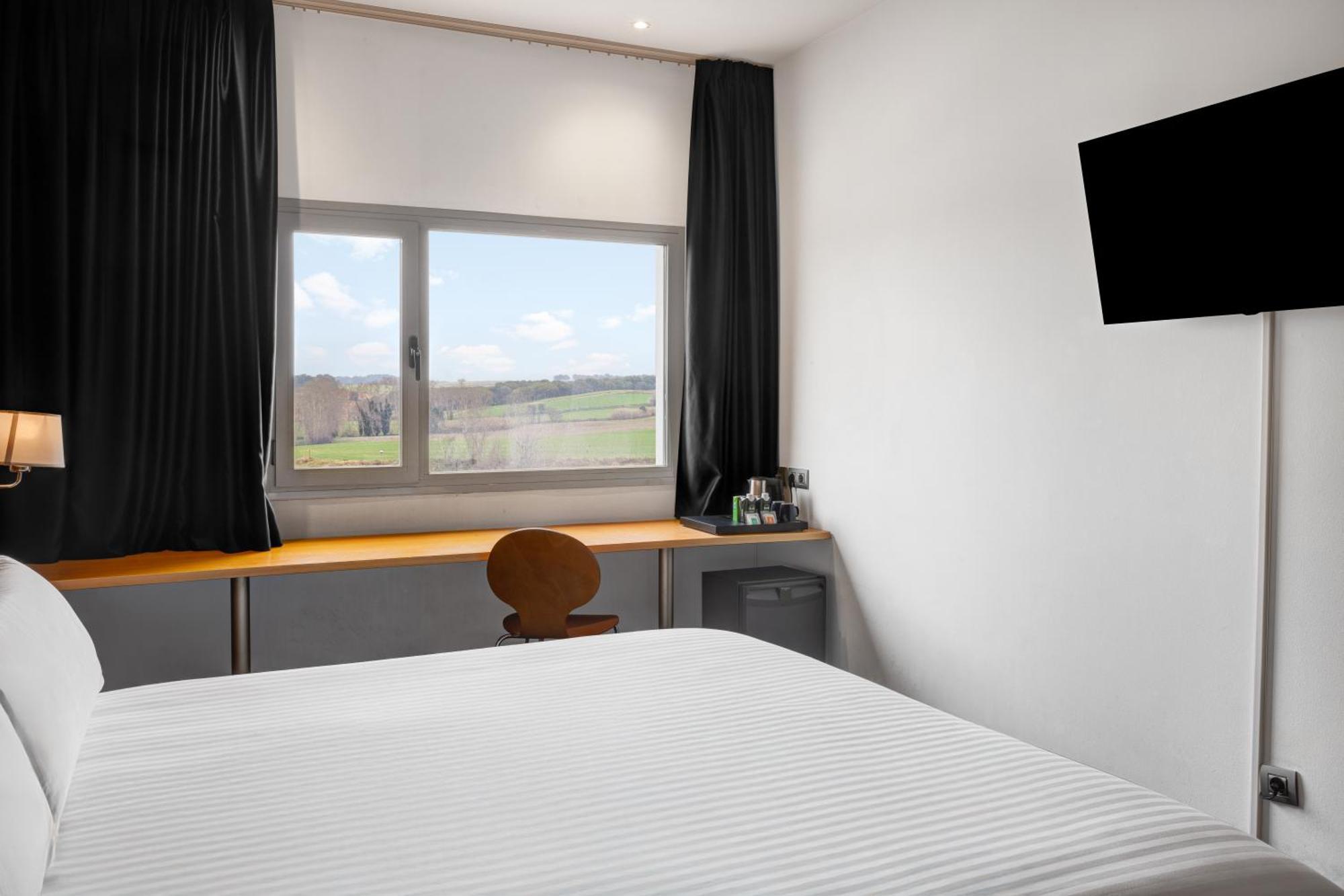B&B Hotel Barcelona Mollet Porta De Gallecs موييت ذيل مْباييس المظهر الخارجي الصورة