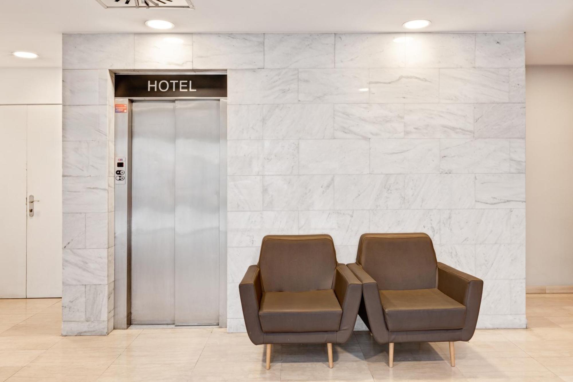 B&B Hotel Barcelona Mollet Porta De Gallecs موييت ذيل مْباييس المظهر الخارجي الصورة