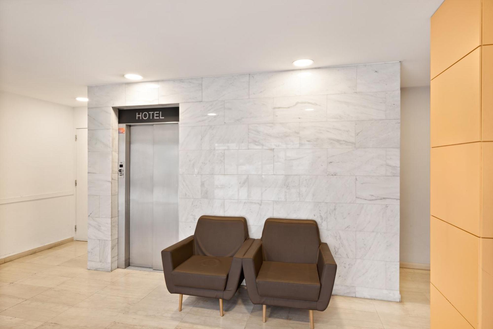 B&B Hotel Barcelona Mollet Porta De Gallecs موييت ذيل مْباييس المظهر الخارجي الصورة